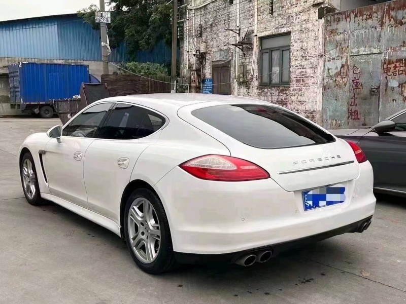 深圳11年保时捷帕拉梅拉7
