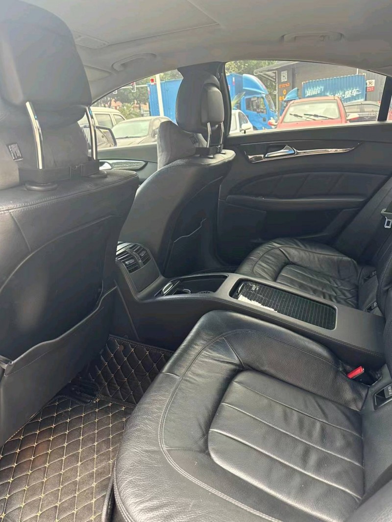 深圳14年奔驰CLS5