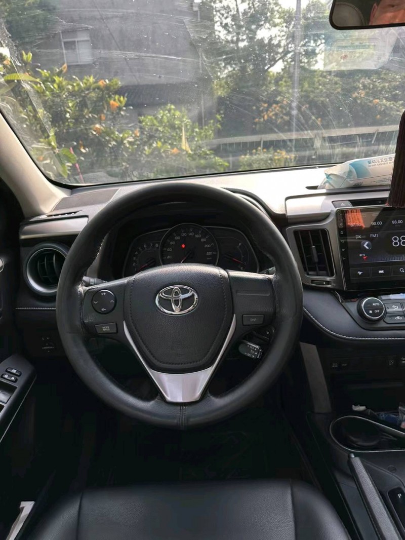 嘉兴19年丰田RAV43