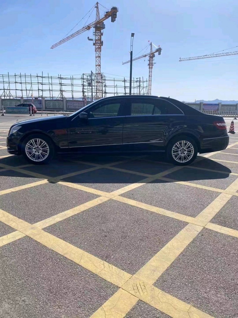 秦皇岛11年奔驰E8