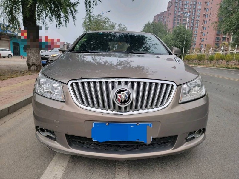 聊城13年别克君越1