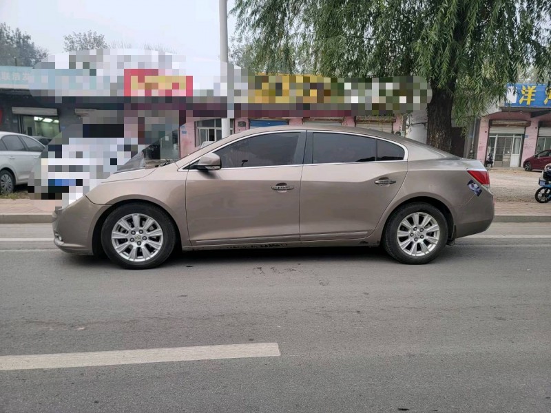 聊城13年别克君越3