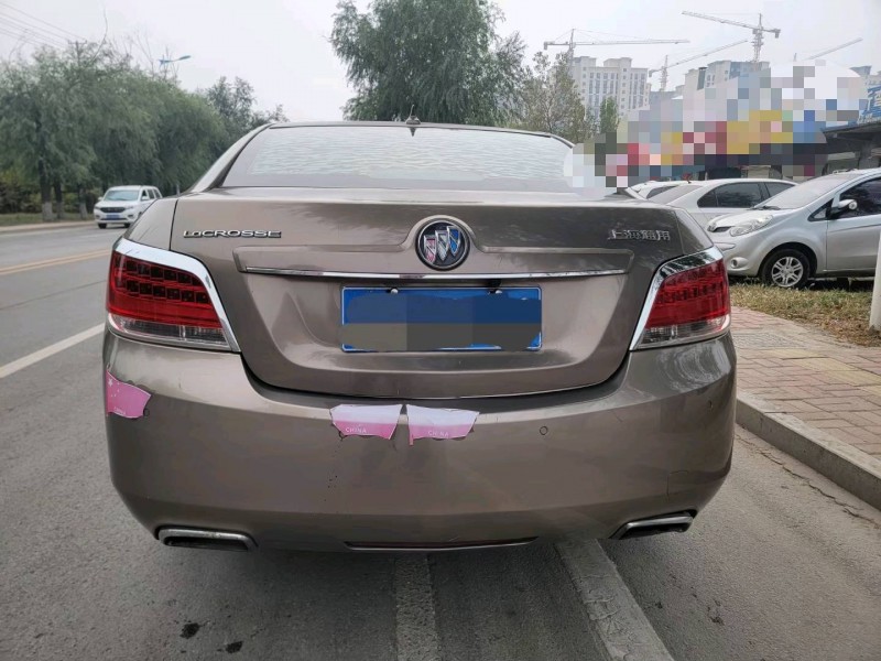 聊城13年别克君越9