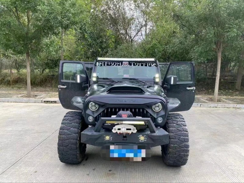 徐州17年Jeep牧马人1