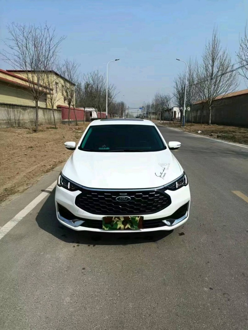 邢台22年福特福睿斯1