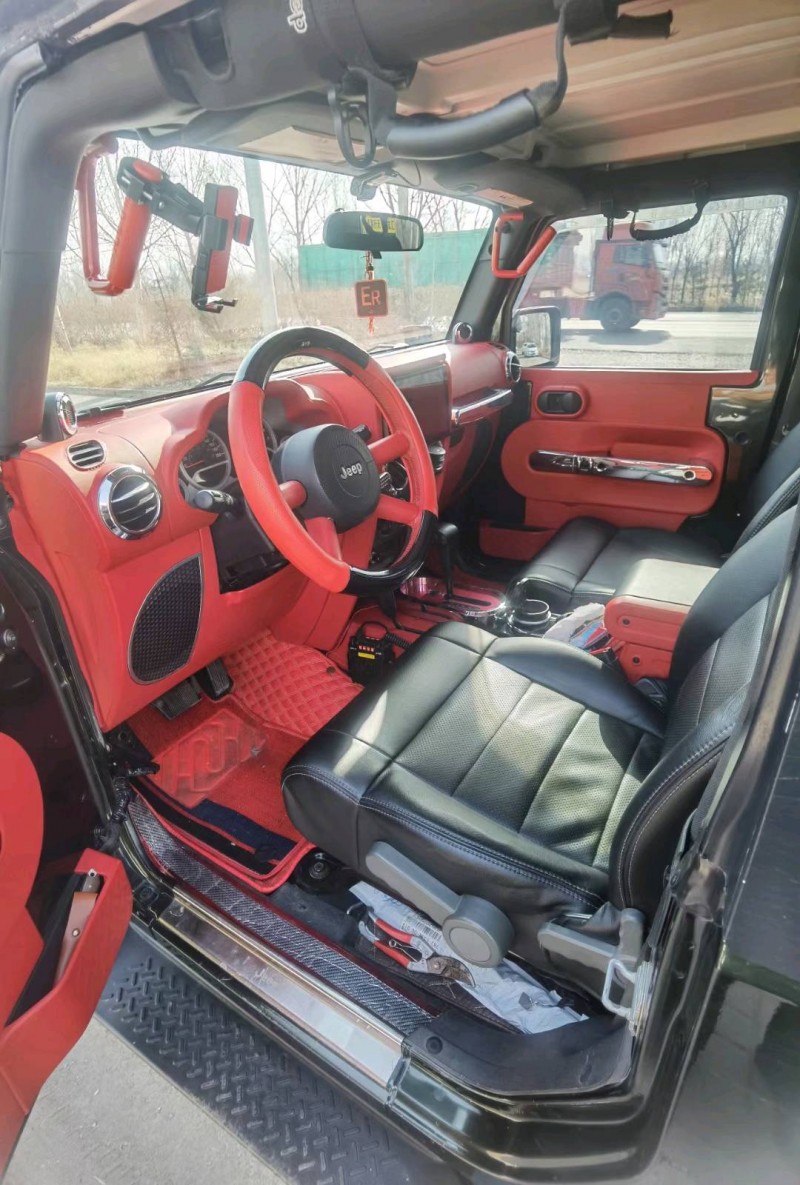 邢台10年Jeep牧马人5