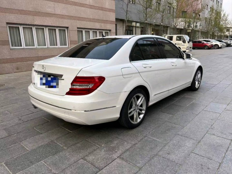 北京13年奔驰C2