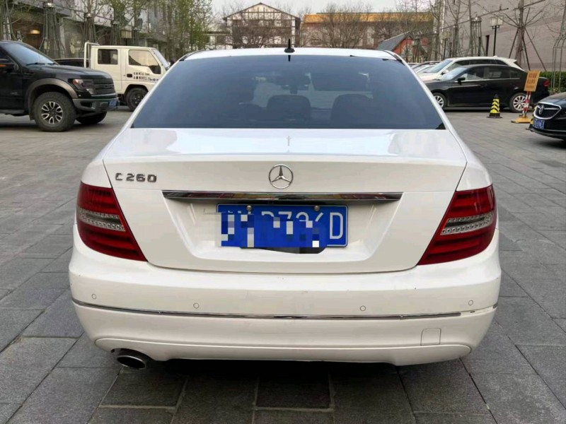 北京13年奔驰C6