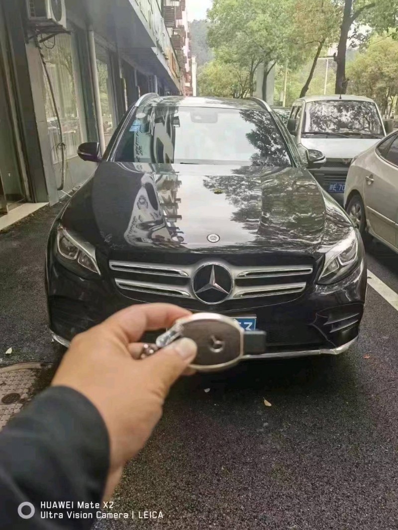 济南17年奔驰GLC1