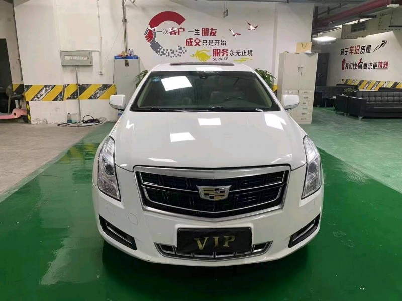 成都17年凯迪拉克XTS1