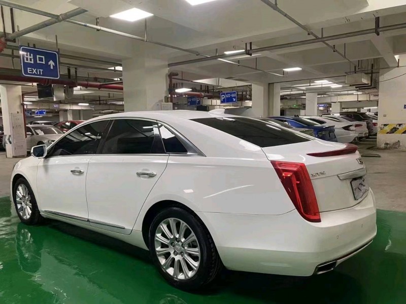 成都17年凯迪拉克XTS7