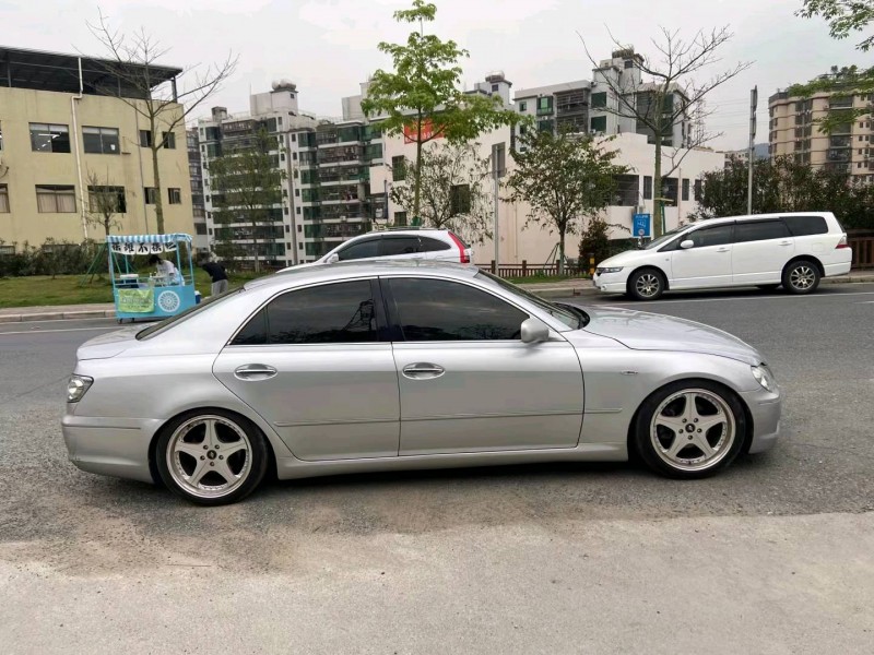 广州06年丰田锐志4