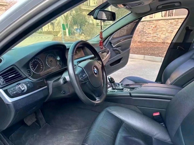 济南12年宝马5系6