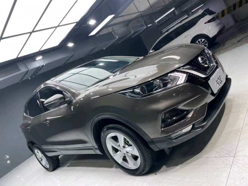 成都20年日产逍客3