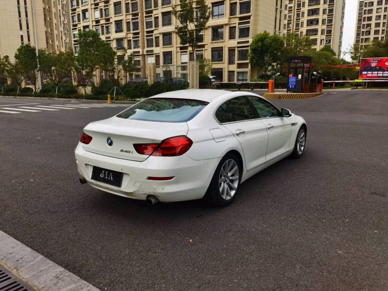 苏州13年宝马6系8