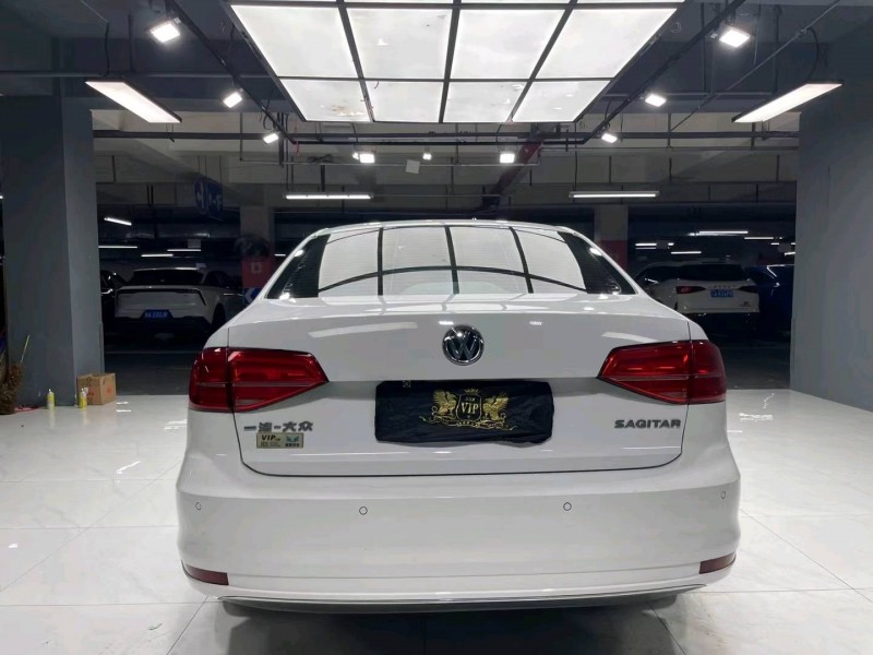 成都18年大众速腾8