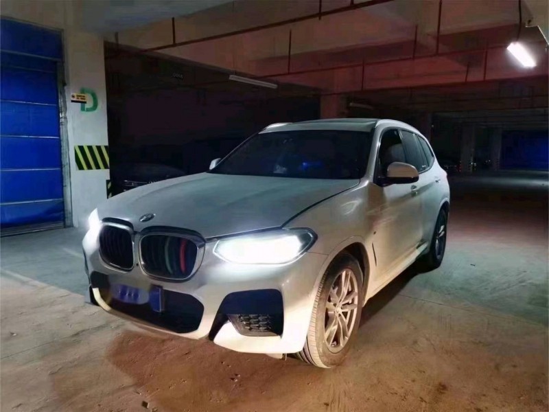 成都19年宝马X32