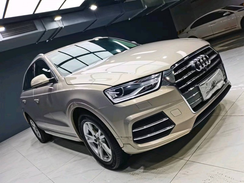 成都17年奥迪Q33