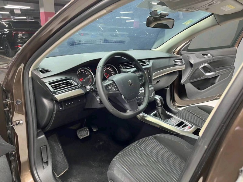 成都16年标致4085