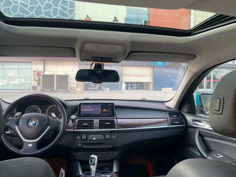 济南09年宝马X66