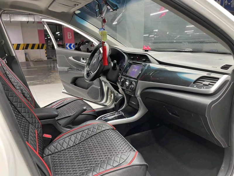 成都14年本田凌派8