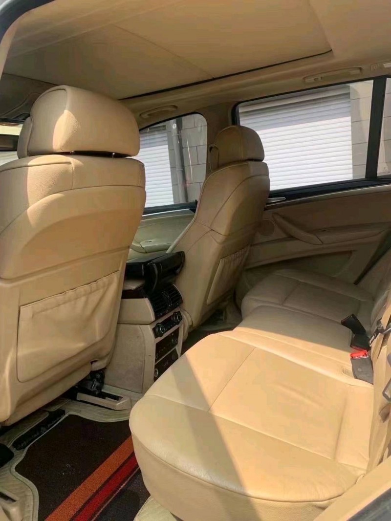 济南08年宝马X55