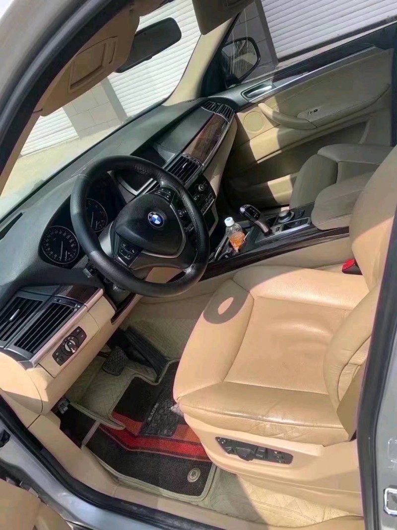 济南08年宝马X56