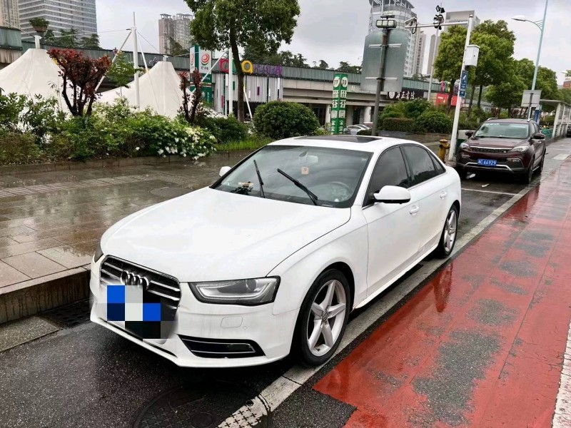 長沙14年奧迪A4L3