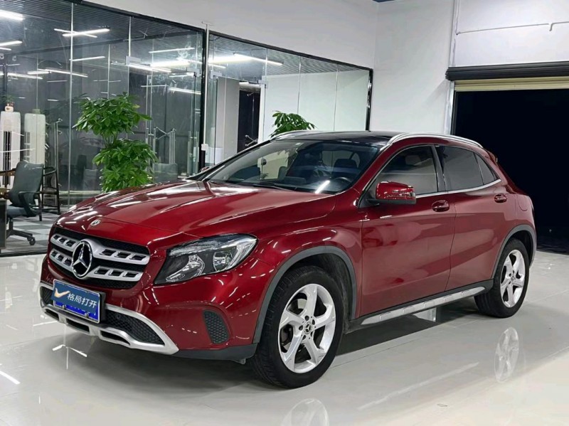 广州18年奔驰GLA3
