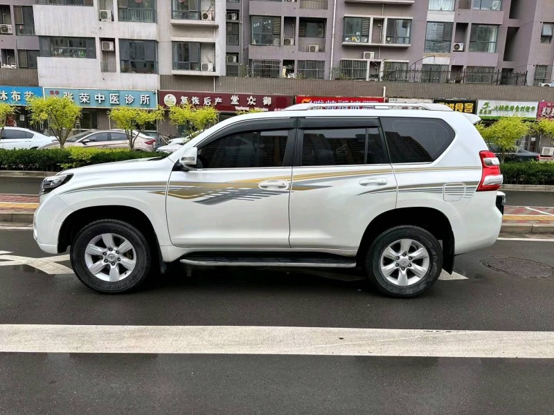 石家庄15年丰田普拉多3