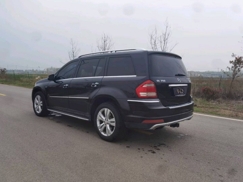 徐州13年奔驰GL9
