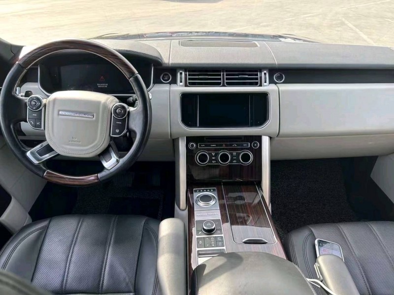 青岛15年路虎揽胜行政8