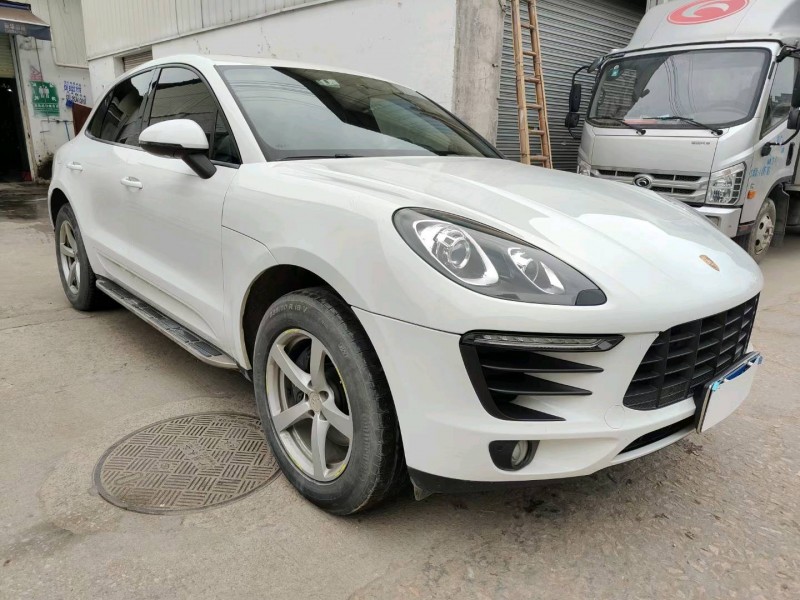 广州16年保时捷Macan2