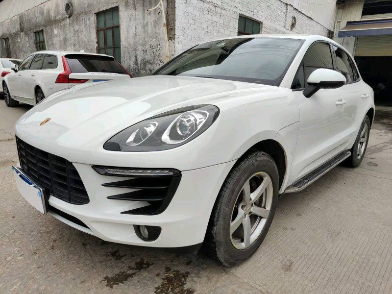广州16年保时捷Macan3