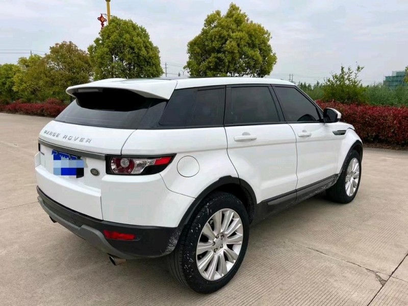 盐城16年路虎极光4