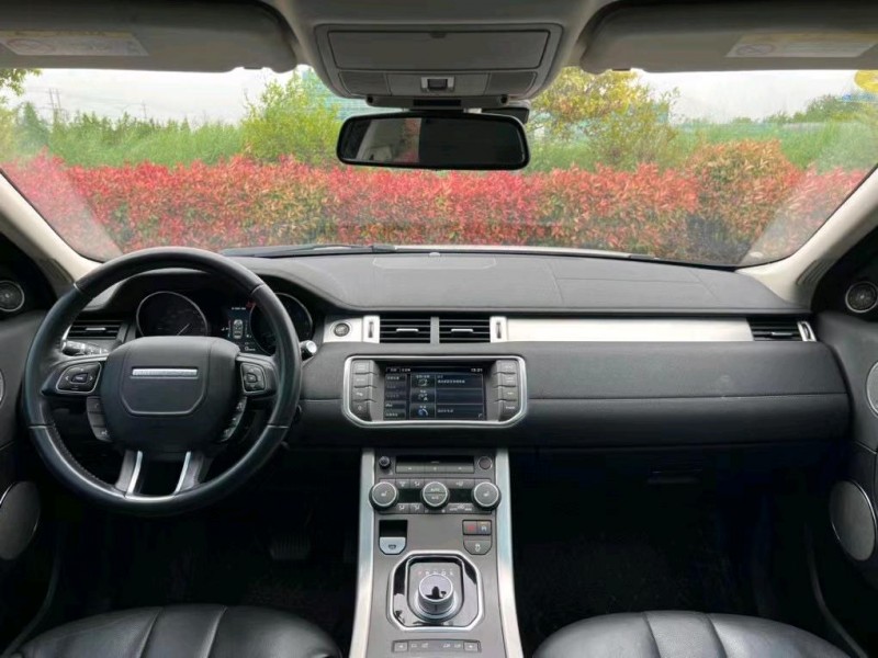 盐城16年路虎极光8