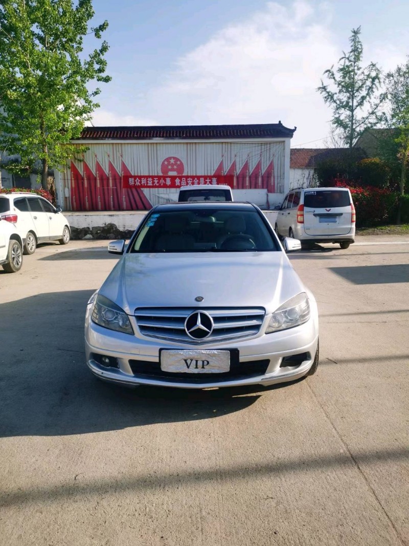徐州09年奔驰C1