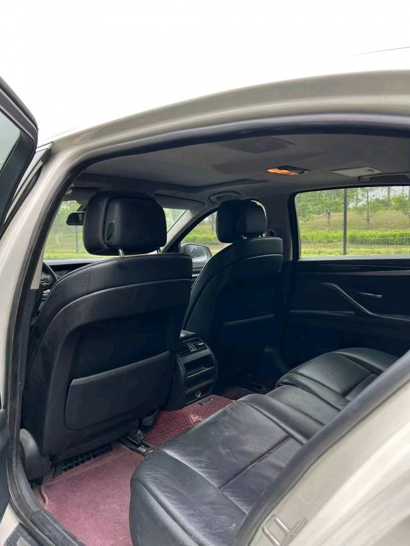 济宁12年宝马5系4