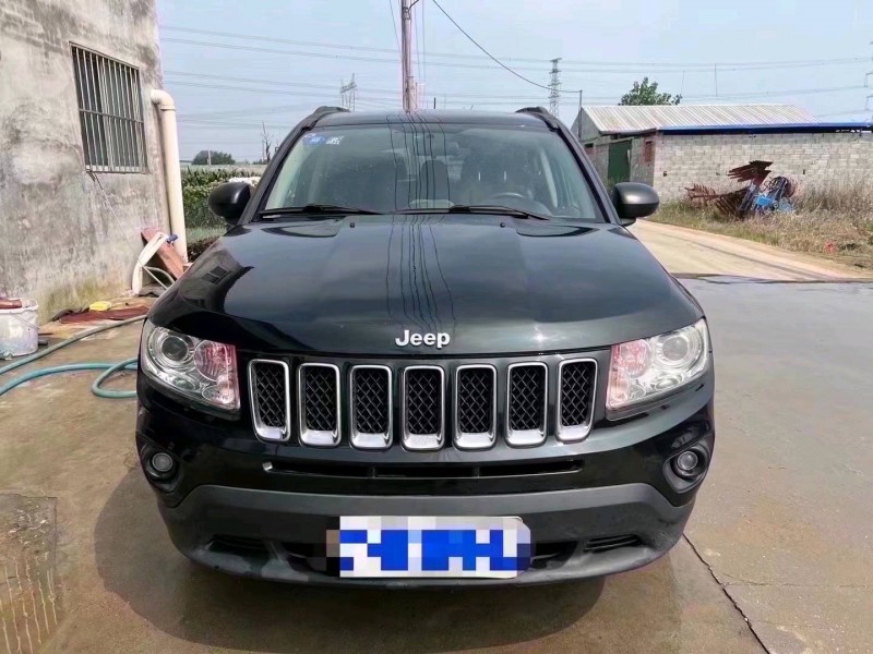 济南13年Jeep指南者1