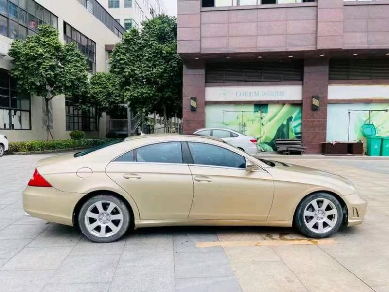 广州11年奔驰CLS4