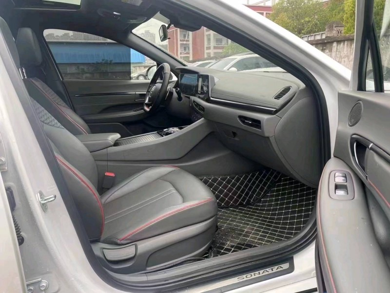 宜昌21年现代索纳塔十5