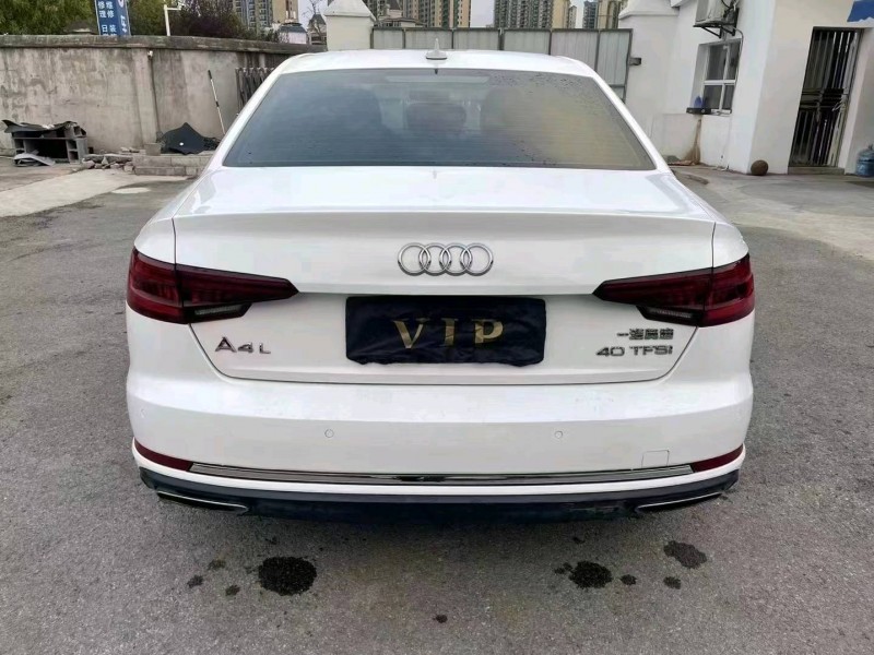 宜昌19年奥迪A4L9