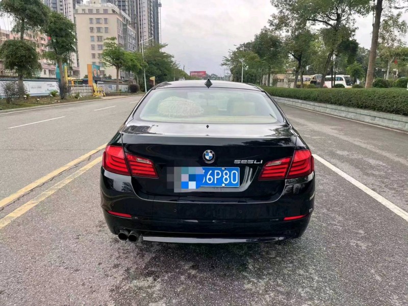 深圳13年宝马5系3