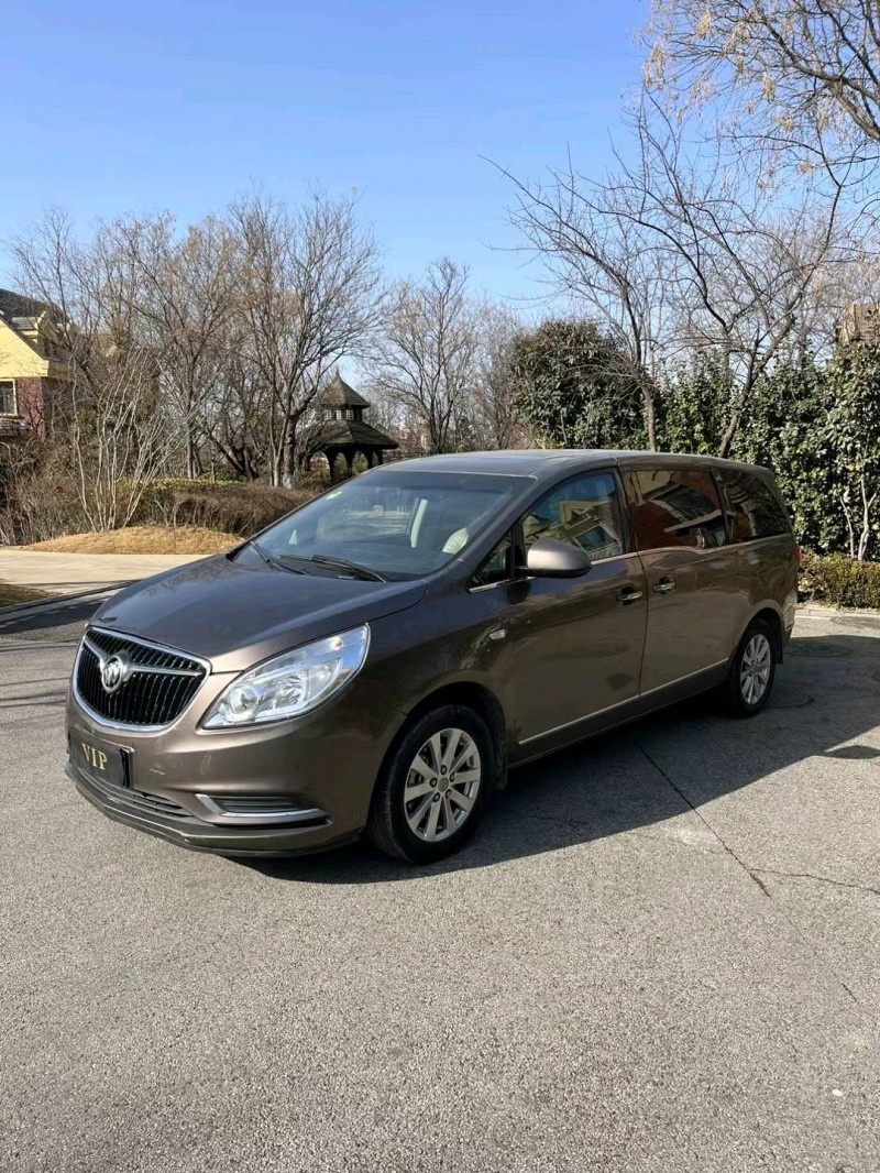 青岛17年别克GL83