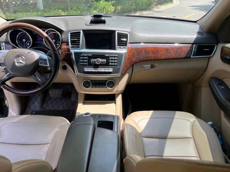 青岛13年奔驰ML6