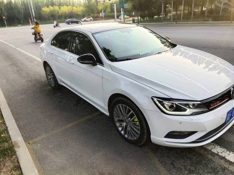 廊坊15年大众凌渡3