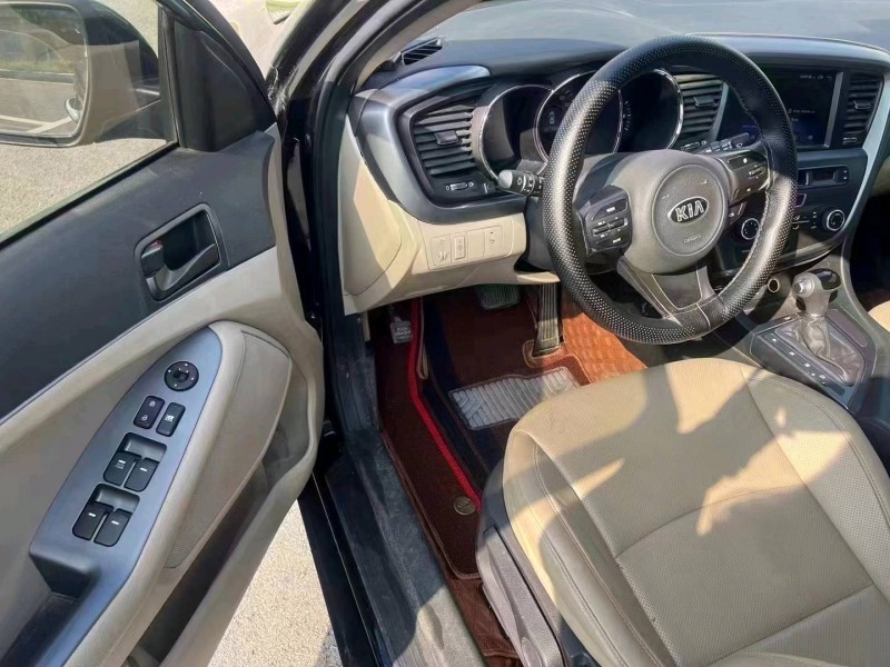 宜昌19年起亚K55