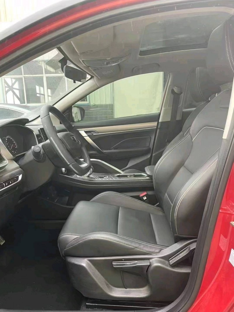 宜昌19年吉利缤越4