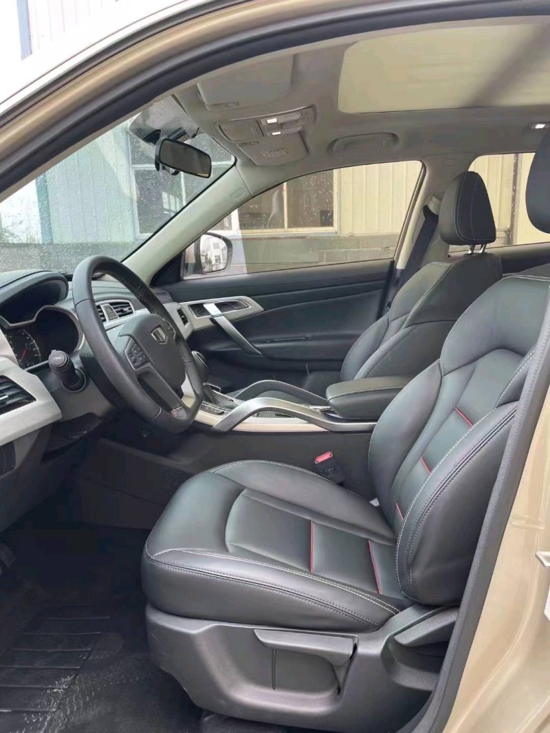 宜昌18年吉利博越5