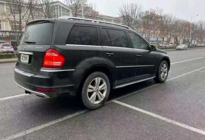 济南11年奔驰GL5